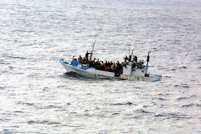 Rutte zatrzymuje migrantów w Afryce