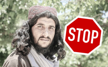 przestańcie pomagać Afgańczykom