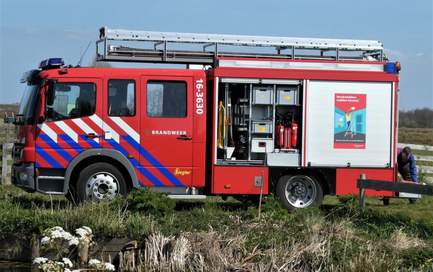 Strażacy z Rotterdamu się zbroją i to dosłownie