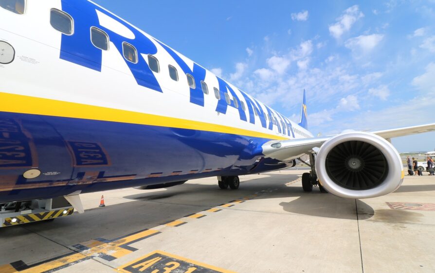 Wybuch w samolocie Ryanair podczas lądowania w Eindhoven