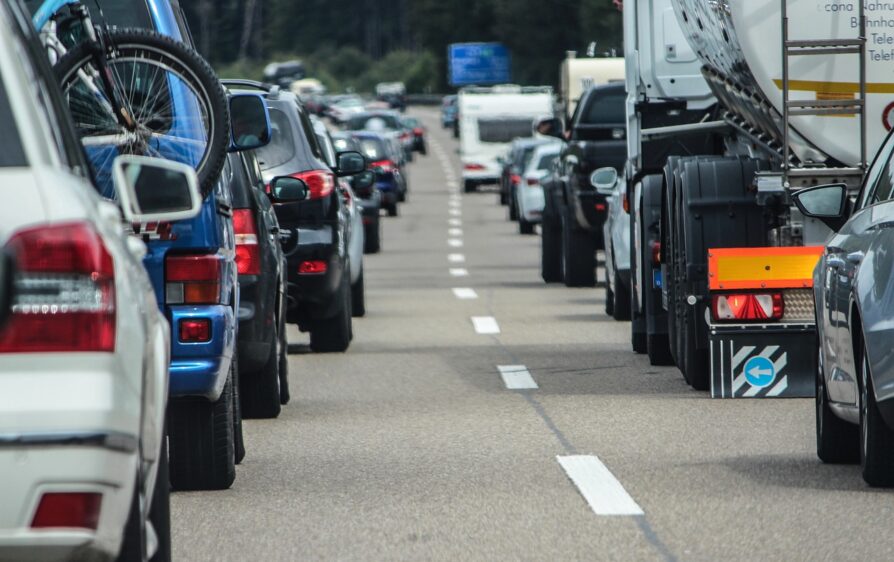 56-latka sparaliżowała ruch na autostradzie A12