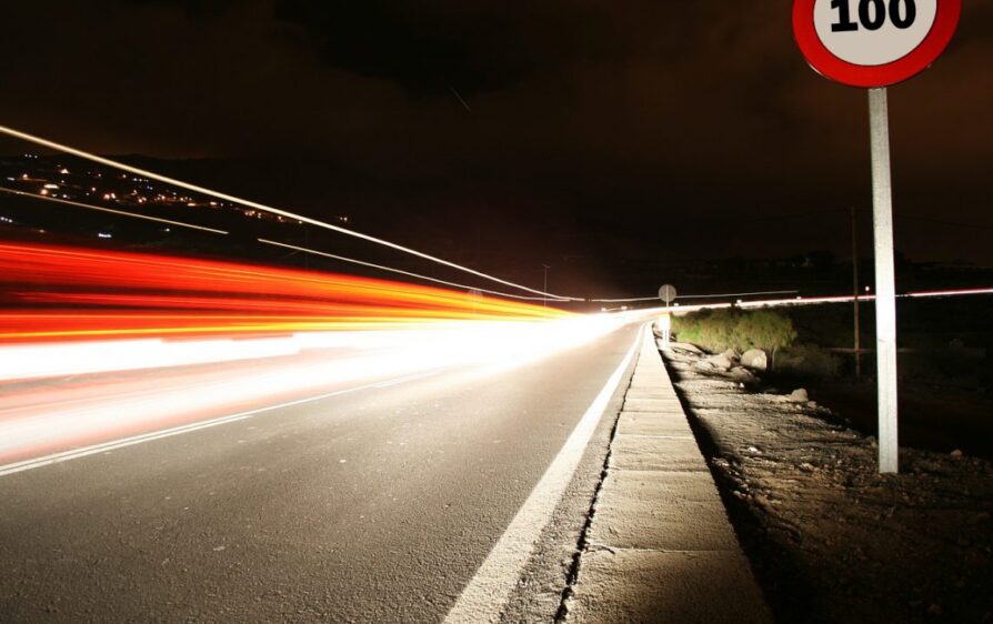 Co dalej z ograniczeniem prędkości na autostradach?