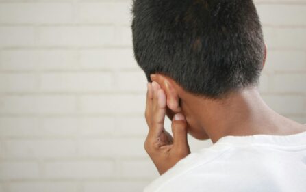 Fajerwerki wrzucone do hali sportowej. Wybuch spowodował problemy ze słuchem u około 20 osób